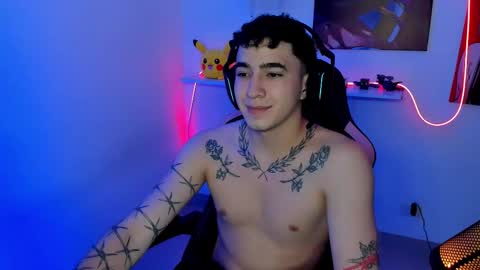 Snapshot of naranjo_seb chatting on 02.19.25 sebastian online show from 02.19.25