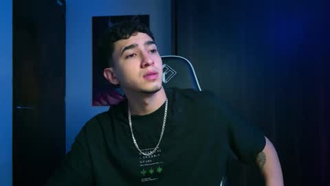 Snapshot of naranjo_seb chatting on 10.31.25 sebastian online show from 10.31.25