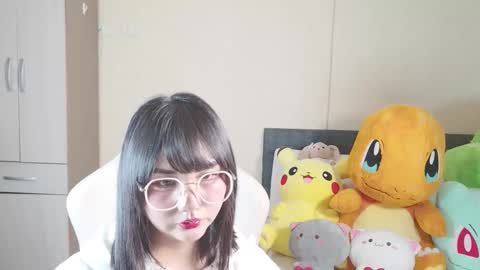 Naree online show from 10.18.25