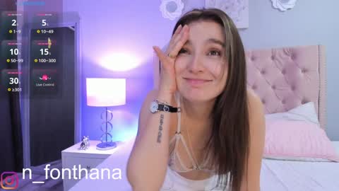 Nashly Fontana online show from 01.10.25