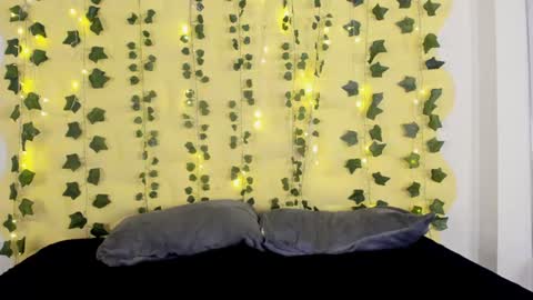 Snapshot of nastasha_nasty1 chatting on 02.02.25 Maira online show from 02.02.25