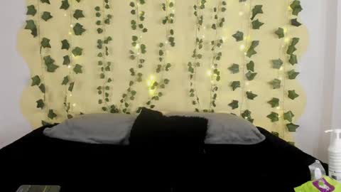 Snapshot of nastasha_nasty1 chatting on 02.16.25 Maira online show from 02.16.25