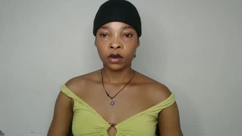 bella online show from 11.18.25