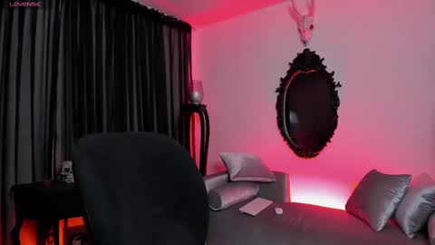 Goddess Alice online show from 10.31.25