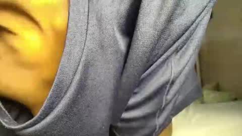 Snapshot of nasty_sweet_holes chatting on 10.03.25 NESTER online show from 10.03.25