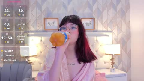 Snapshot of nastya_fantasy chatting on 02.05.25 Nastya online show from 02.05.25