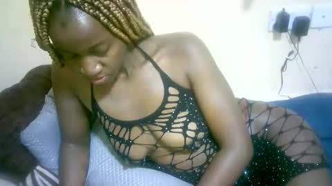 Marie online show from 09.09.25