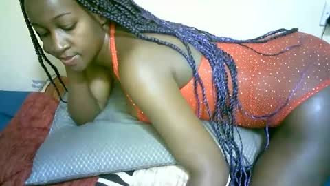 Marie online show from 10.13.25