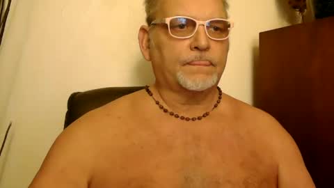 Snapshot of nastydaddyfatcock8 chatting on 02.04.25 Daddy online show from 02.04.25