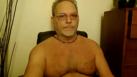 Snapshot of nastydaddyfatcock8 chatting on 02.17.25 Daddy online show from 02.17.25
