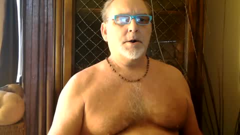 Snapshot of nastydaddyfatcock8 chatting on 03.04.25 Daddy online show from 03.04.25