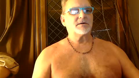Snapshot of nastydaddyfatcock8 chatting on 03.08.25 Daddy online show from 03.08.25
