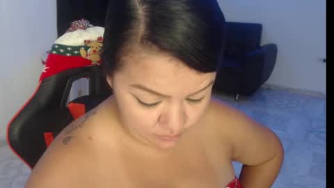 Snapshot of natachaprinss22 chatting on 12.26.24 Nata Ramirez online show from 12.26.24