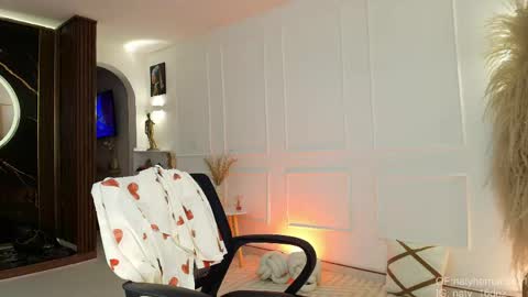 Snapshot of natalia_hernandez1 chatting on 05.02.26 Natalia and Alejandro Geminis ----- - online show from 05.02.26