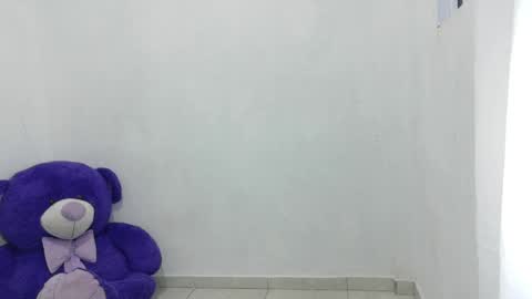 Snapshot of nataliavela chatting on 05.17.26 nataliavela online show from 05.17.26