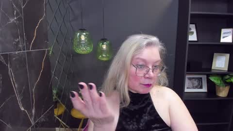 Snapshot of natalicloud chatting on 12.06.24 NataliCloud online show from 12.06.24