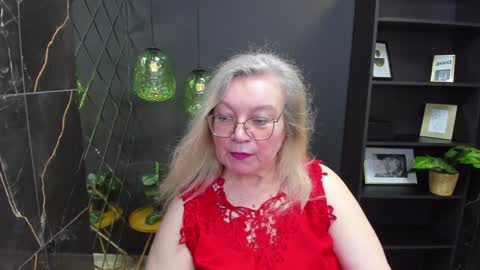 Snapshot of natalicloud chatting on 12.24.24 NataliCloud online show from 12.24.24
