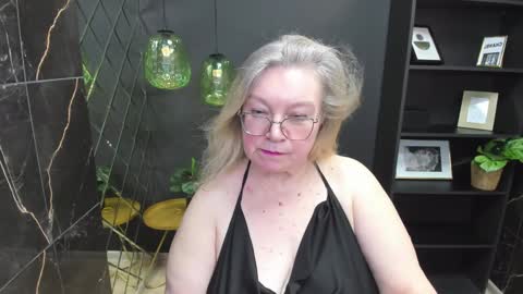 Snapshot of natalicloud chatting on 01.26.25 NataliCloud online show from 01.26.25