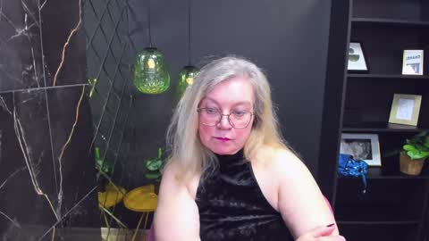 Snapshot of natalicloud chatting on 01.28.25 NataliCloud online show from 01.28.25