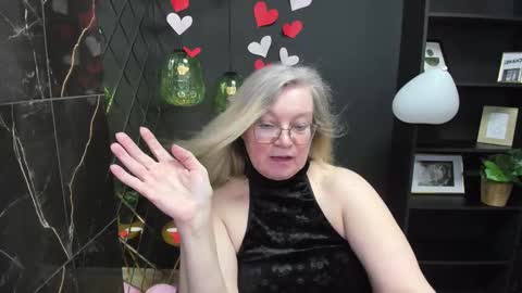 Snapshot of natalicloud chatting on 02.16.25 NataliCloud online show from 02.16.25