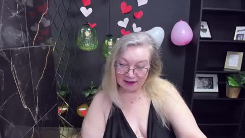 Snapshot of natalicloud chatting on 02.17.25 NataliCloud online show from 02.17.25