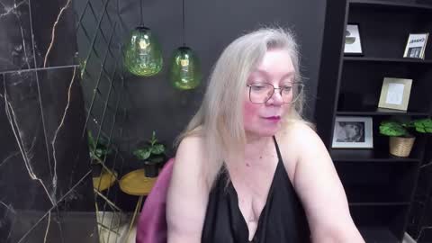 Snapshot of natalicloud chatting on 02.22.25 NataliCloud online show from 02.22.25