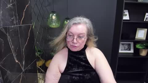 Snapshot of natalicloud chatting on 02.23.25 NataliCloud online show from 02.23.25