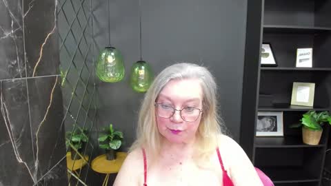 Snapshot of natalicloud chatting on 03.08.25 NataliCloud online show from 03.08.25