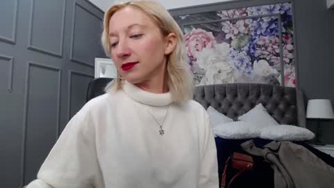 Natalie online show from 12.24.24