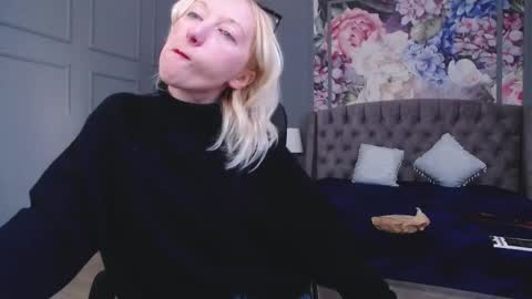 Natalie online show from 02.25.25