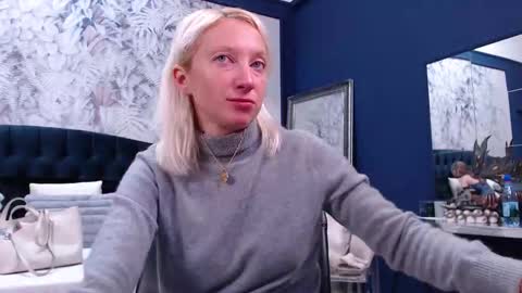 Natalie online show from 11.26.25