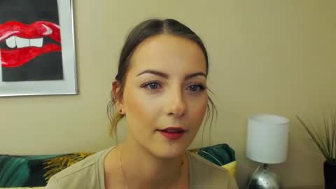 Snapshot of natalie_live chatting on 02.10.26 NatalieSexy online show from 02.10.26