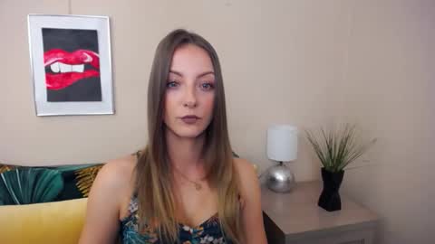 Snapshot of natalie_live chatting on 05.20.26 NatalieSexy online show from 05.20.26