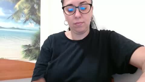 Snapshot of natally565656 chatting on 09.14.25 natally online show from 09.14.25