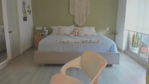 anatalybee online show from 11.07.25