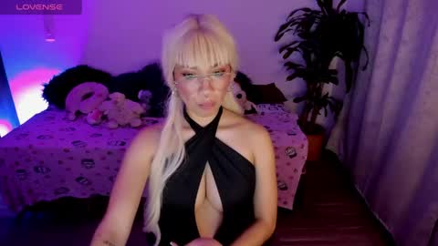 MissNatis online show from 04.17.26