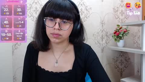 Snapshot of nataly_cloud chatting on 01.19.25 N A T A L Y online show from 01.19.25