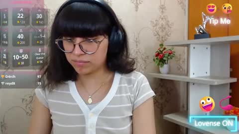 Snapshot of nataly_cloud chatting on 01.22.25 N A T A L Y online show from 01.22.25