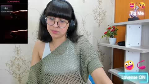Snapshot of nataly_cloud chatting on 02.01.25 N A T A L Y online show from 02.01.25