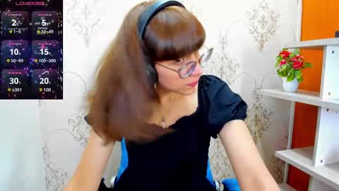 Snapshot of nataly_cloud chatting on 02.25.25 N A T A L Y online show from 02.25.25