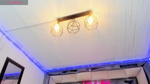 Snapshot of nataly_kydman chatting on 01.10.25 Nataly Kydman online show from 01.10.25