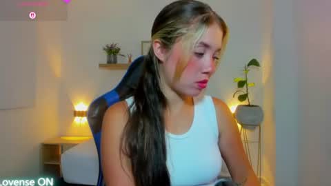 Snapshot of nataly_rodri chatting on 08.05.26 Nataly online show from 08.05.26