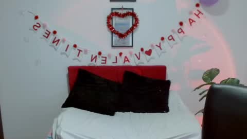 Nataly Escobar online show from 09.22.25