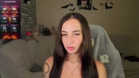 Nataly online show from 10.22.25