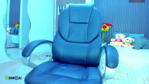 natasha online show from 04.19.26