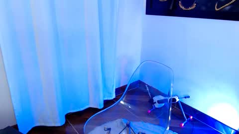 Natasha online show from 09.20.25