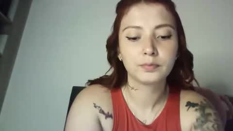 Snapshot of natasha_kein chatting on 09.29.25 natalia online show from 09.29.25