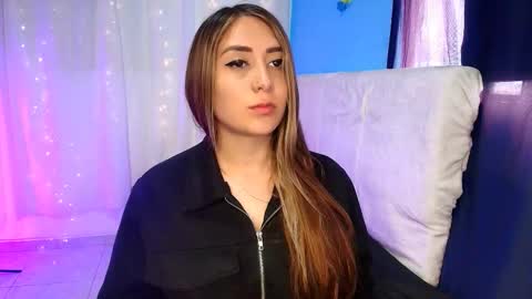 Natasha  online show from 09.09.25