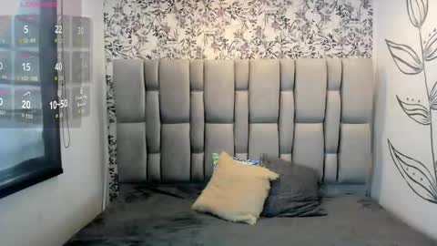 N A T A S H A online show from 10.12.25