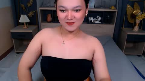 natasha_santiago5 online show from 10.21.25